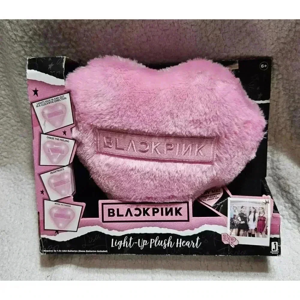 BLACKPINK Heart Superstars LIGHT-UP PLUSH HEART Music Activated 2020 NEW